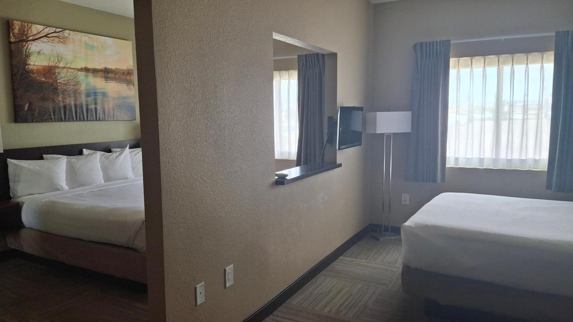 Island Suites Lake Havasu City Bagian luar foto