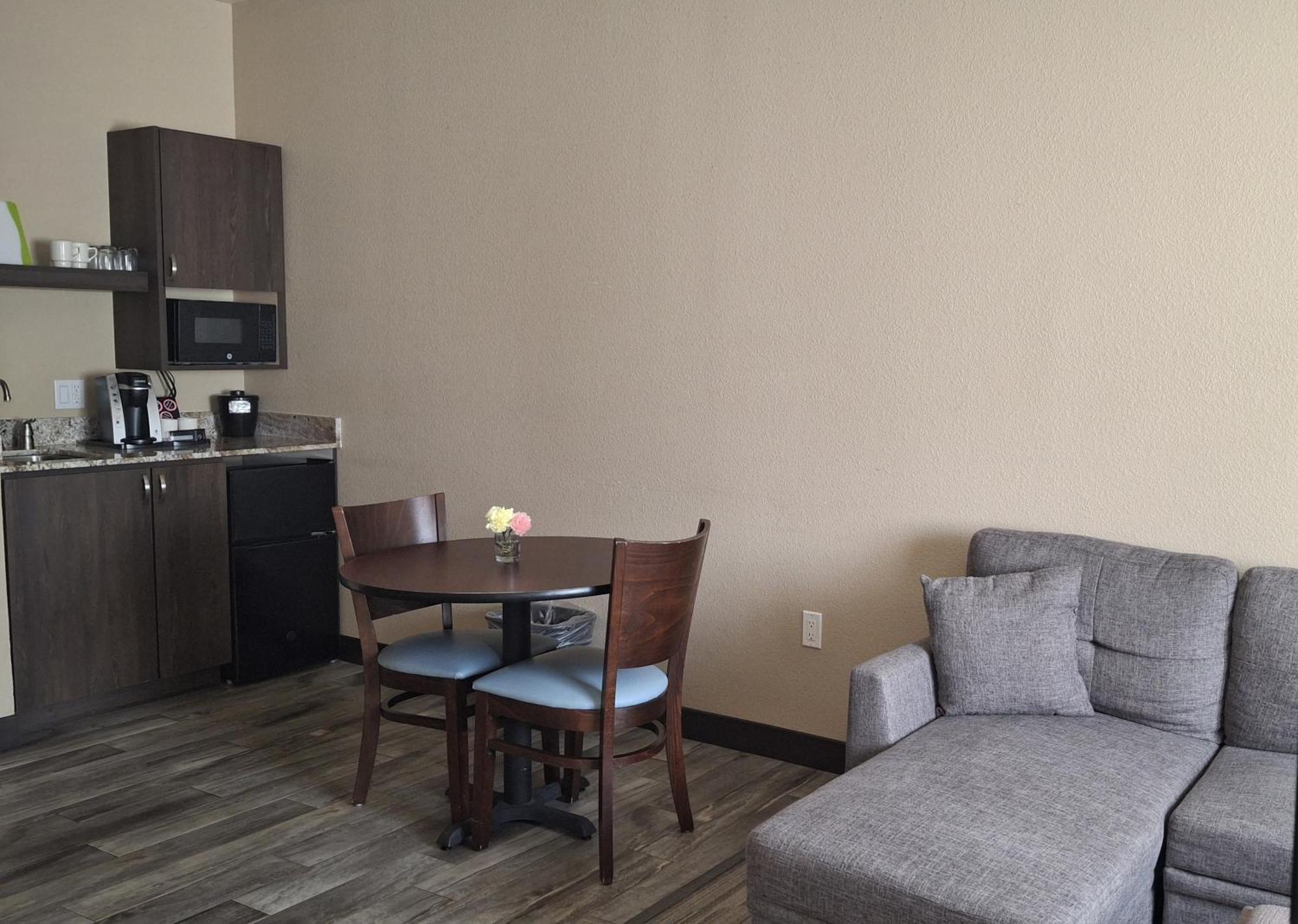 Island Suites Lake Havasu City Bagian luar foto