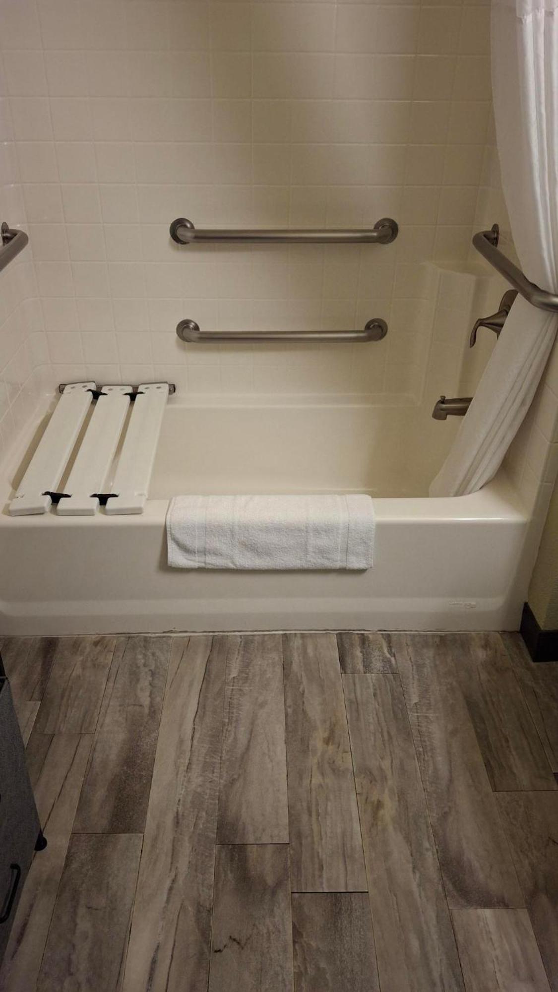 Island Suites Lake Havasu City Bagian luar foto
