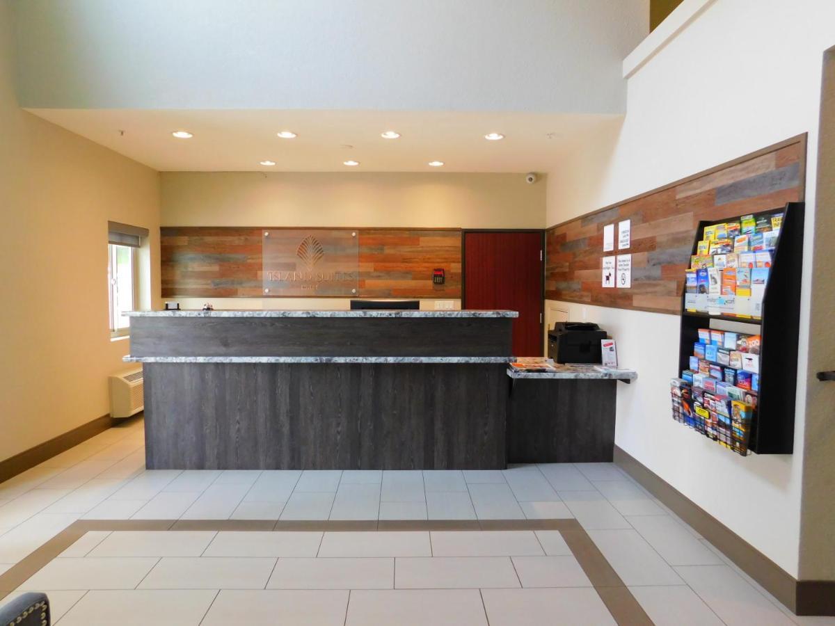 Island Suites Lake Havasu City Bagian luar foto