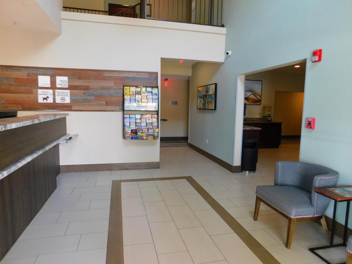 Island Suites Lake Havasu City Bagian luar foto