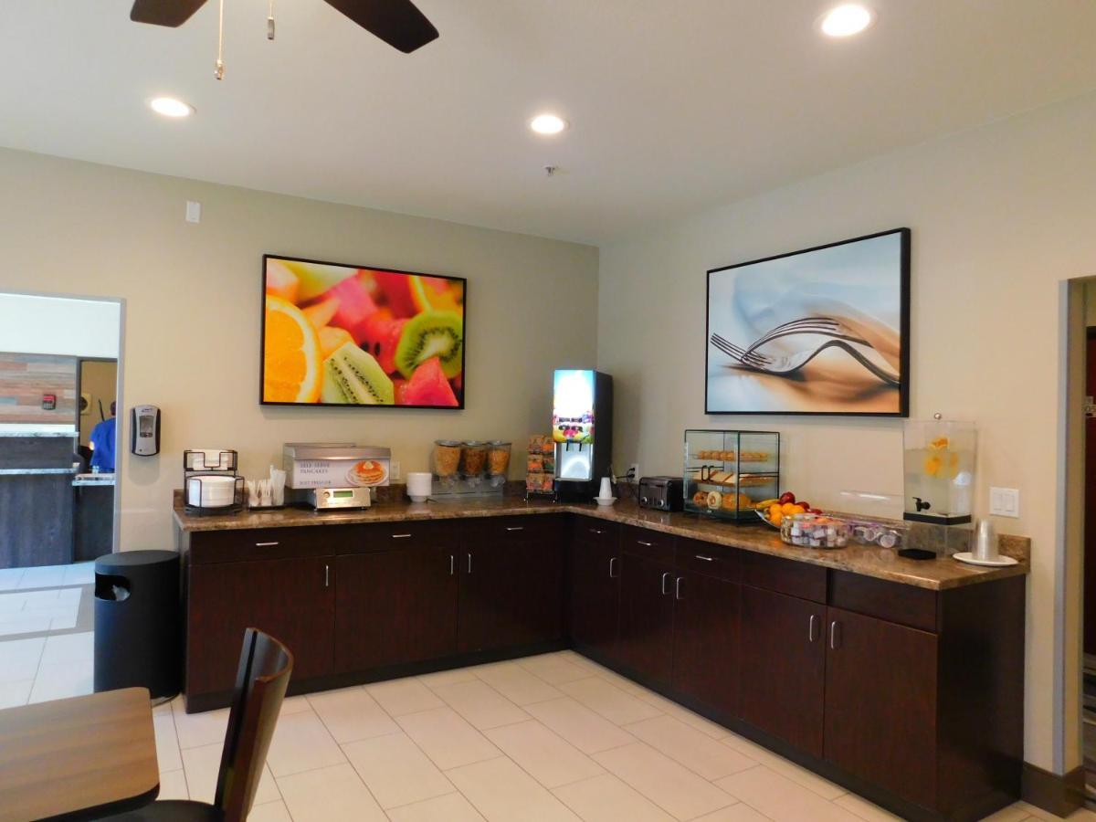 Island Suites Lake Havasu City Bagian luar foto