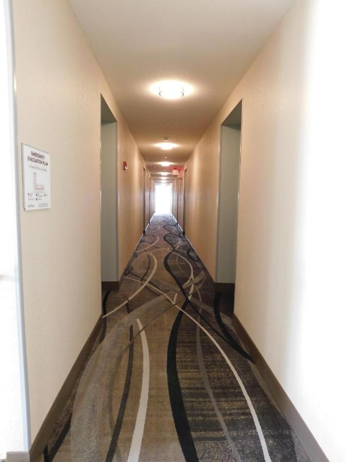 Island Suites Lake Havasu City Bagian luar foto