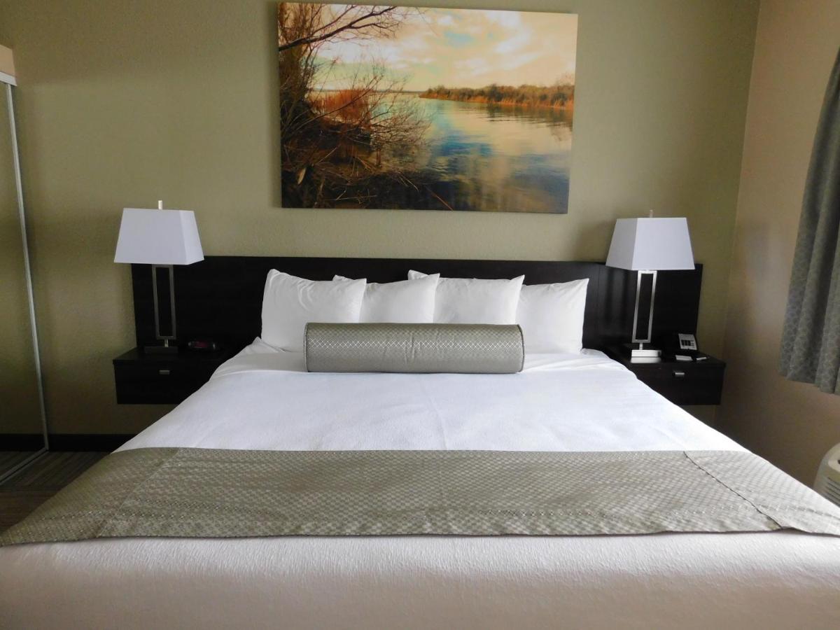 Island Suites Lake Havasu City Bagian luar foto